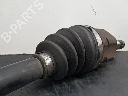 Right front driveshaft TOYOTA YARIS (_P9_) 1.4 D-4D (NLP90_, NLP90R) | BP28305225M39 