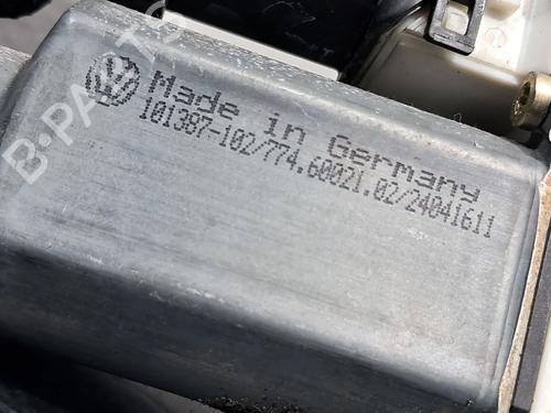 Vindusheismotor venstre foran SEAT LEON (1M1) 1.4 16V | BP28530726E21 