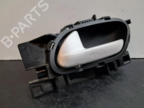 Venstre fortil invendig håndtag PEUGEOT 207 SW (WK_) 1.6 HDi (90 hp) 28531655