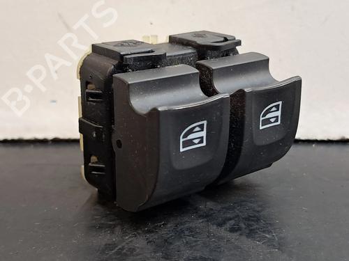 Mando elevalunas delantero izquierdo RENAULT CLIO IV (BH_) 1.5 dCi 90 (90 hp) 28718326