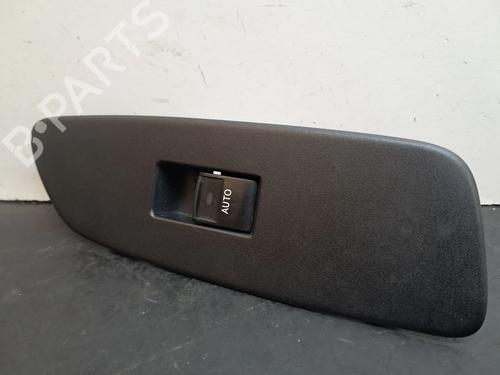 Used Right front window switch TOYOTA AURIS (_E15_) 1.4 D-4D (NDE150_, NDE150R) (90 hp) 28794992
