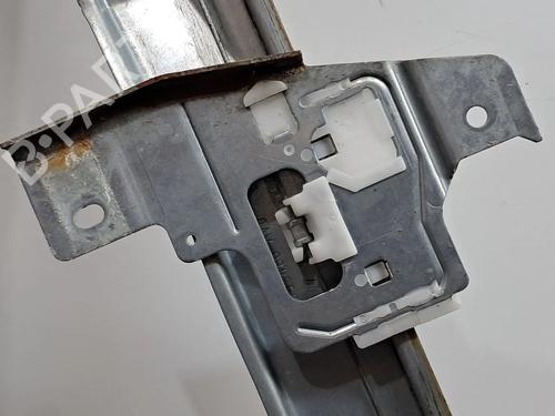 Rudehejsemekanisme Højre foran PEUGEOT 407 (6D_) 2.0 HDi 135 (6DRHRH, 6DRHRE, 6DRHRG, 6DRHRJ) | BP29039253C23 