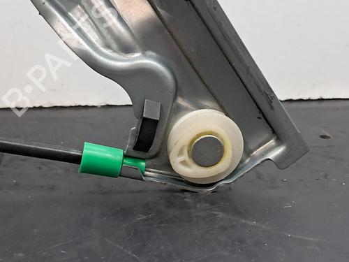 Rudehejsemekanisme Højre foran PEUGEOT 407 (6D_) 2.0 HDi 135 (6DRHRH, 6DRHRE, 6DRHRG, 6DRHRJ) | BP29039253C23 