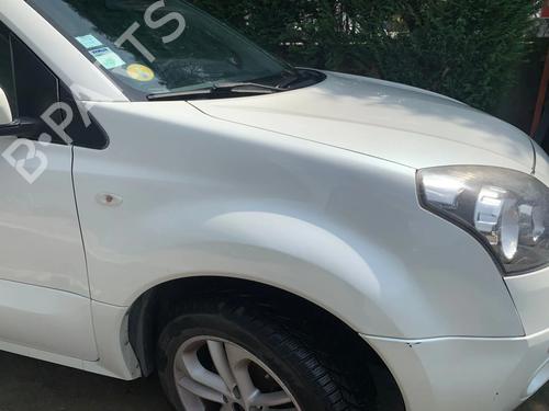 Right front fenders RENAULT KOLEOS I (HY_) 2.0 dCi 4x4 (HY0K) 631000037R