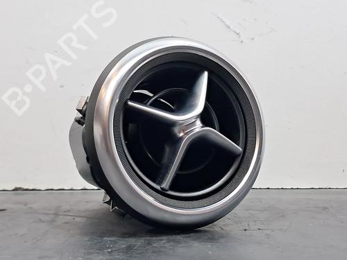 Used Air vent MERCEDES-BENZ A-CLASS (W176) A 180 CDI / d (176.012) (109 hp) 29256382