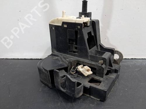Serrure avant droite RENAULT CLIO II (BB_, CB_) 1.5 dCi (B/CB3M) (64 hp) 29271227