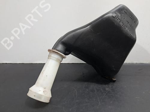 Used Windscreen washer tank PEUGEOT 106 II (1A_, 1C_) 1.0 i (50 hp) 29352627