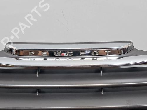 Grille PEUGEOT 208 I (CA_, CC_) 1.6 HDi | BP29520848C40 