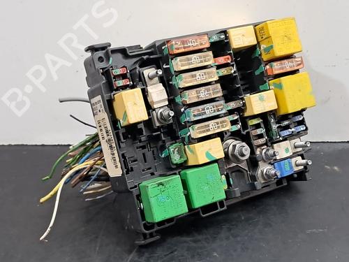 Zekeringkast PEUGEOT 208 I (CA_, CC_) 1.6 HDi (92 hp) 29539439