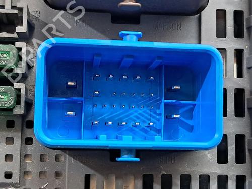 Fuse box CITROËN DS4 (NX_) 1.6 VTi 120 | BP29539442E1