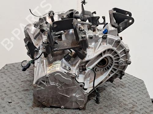 Gearbox HYUNDAI SANTA FÉ I (SM) 2.0 CRDi 4x4 | BP29614322M3 