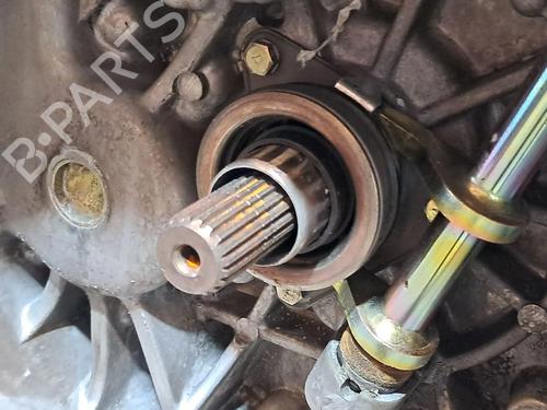 Gearbox HYUNDAI SANTA FÉ I (SM) 2.0 CRDi 4x4 | BP29614322M3 
