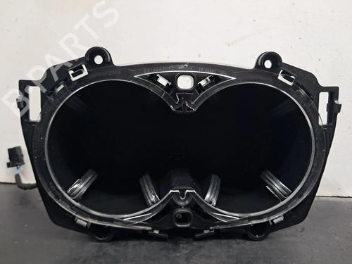 Cup/Object holder PEUGEOT 508 II (FB_, FH_, F3_) 2.0 BlueHDI 160 (FHEHYR) | BP29630891I37 