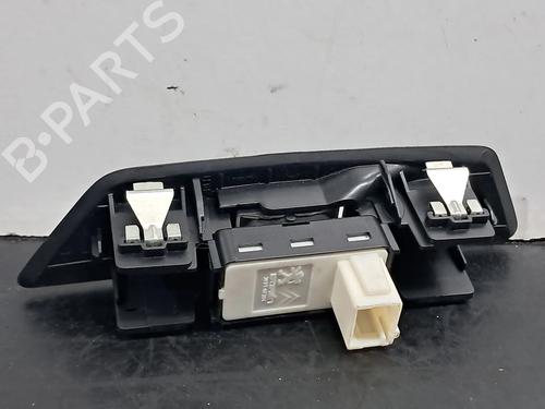 Left rear window switch PEUGEOT 508 II (FB_, FH_, F3_) 2.0 BlueHDI 160 (FHEHYR) | BP29752234I29 
