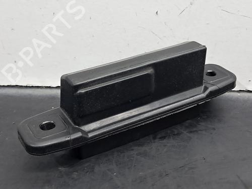 Autre TOYOTA YARIS (_P13_) 1.5 Hybrid (NHP130_, NHP130) (101 hp) 29877351