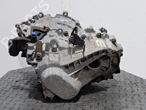 Gearbox VOLVO S60 I (384) D5 | BP29879108M3