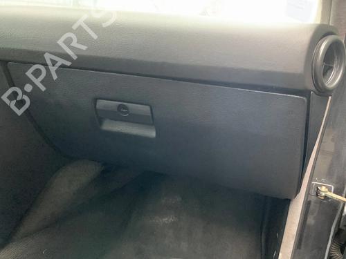 Used Glove box BMW 5 (E34) 524 td (115 hp) 29870626