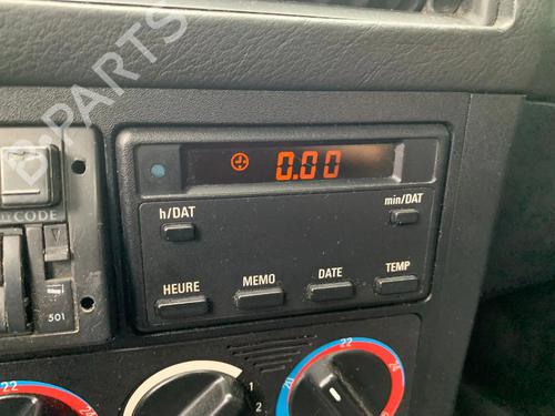 Used Display monitor BMW 5 (E34) 524 td (115 hp) 29870623