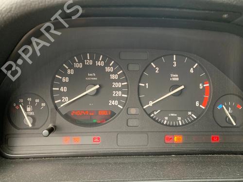 Used Instrument cluster BMW 5 (E34) 524 td (115 hp) 29870622