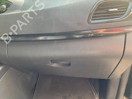 Used Glove box RENAULT SCÉNIC III (JZ0/1_) 1.6 dCi (JZ00, JZ12) (130 hp) 29942659