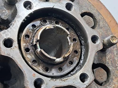 Right front steering knuckle NISSAN PATROL GR IV (Y60, GR) 2.8 TD (Y60A) | BP29973576M26 