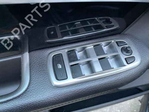 BP29999663I27 main image