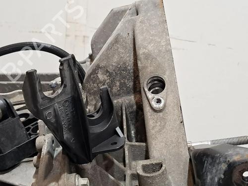 Getriebe RENAULT CLIO III (BR0/1, CR0/1) 1.5 dCi (BR17, CR17) | BP30053482M3 