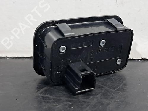 Switch MERCEDES-BENZ C-CLASS (W206) C 200 d (206.003) | BP30135787I30