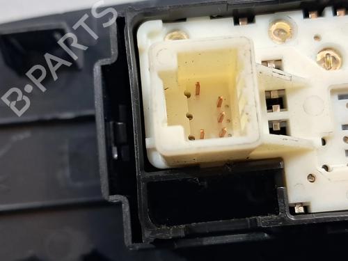 Right front window switch TOYOTA AURIS (_E15_) 2.0 D-4D (ADE150_, ADE150R) | BP30174214I26