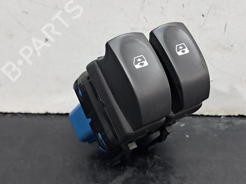 Used Left front window switch RENAULT CLIO III (BR0/1, CR0/1) 1.5 dCi (BR17, CR17) (86 hp) 30182277