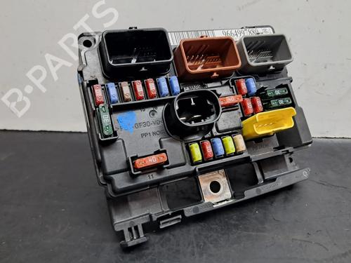 Used Fuse box PEUGEOT 207 CC (WD_) 1.6 HDi (109 hp) 30194197