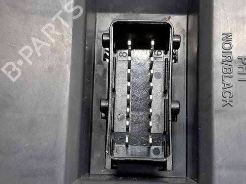 Fuse box PEUGEOT 207 CC (WD_) 1.6 HDi | BP30194198E1 