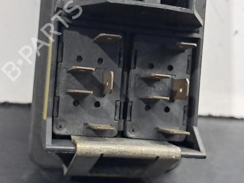 Przełącznik szyby przedniej lewej AUDI A6 C4 (4A2) 2.5 TDI | BP30260686I27 