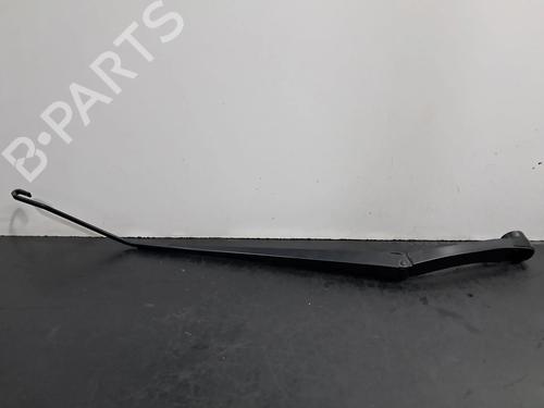 Used Front windshield wiper arm OPEL INSIGNIA A (G09) 2.0 CDTI (68) (163 hp) 30318110