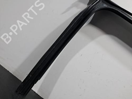 Rubber door seal MERCEDES-BENZ C-CLASS (W206) C 200 d (206.003) | BP30378789C142