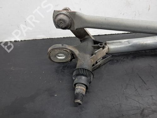 Front wiper motor BMW 1 (E81) 118 d | BP30379188M29