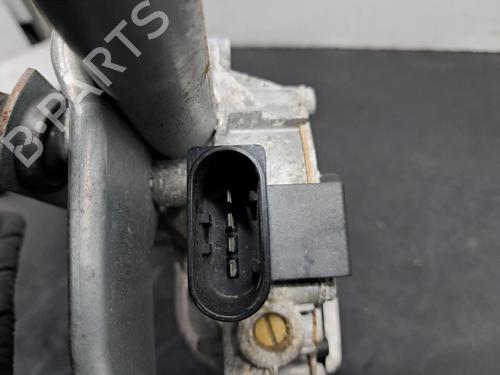 Front wiper motor BMW 1 (E81) 118 d | BP30379188M29