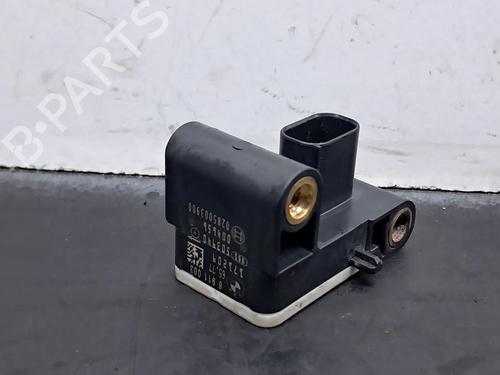 Used Electronic module BMW 1 (E81) 118 d (143 hp) 30379194