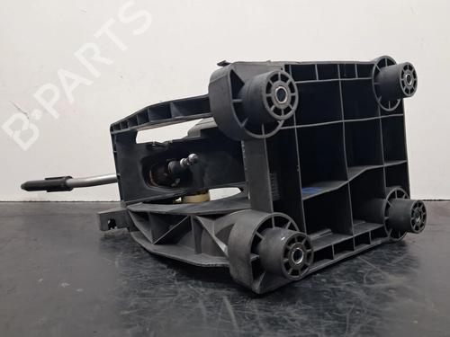 Gear lever PEUGEOT 308 I (4A_, 4C_) 1.6 HDi | BP30440503M90 