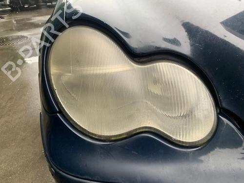 Used Right headlight MERCEDES-BENZ C-CLASS (W203) C 220 CDI (203.006, 203.008) (143 hp) 30539717