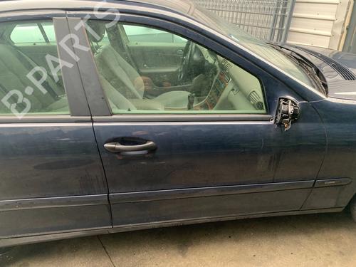 Dør højre fortil MERCEDES-BENZ C-CLASS (W203) C 220 CDI (203.006, 203.008) (143 hp) 30539714