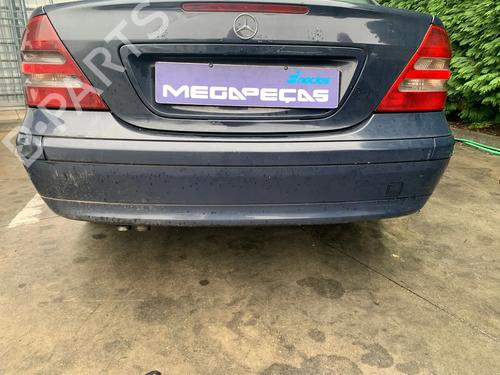 Paragolpes trasero MERCEDES-BENZ C-CLASS (W203) C 220 CDI (203.006, 203.008) (143 hp) 30539704