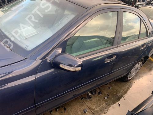 Used Left front door MERCEDES-BENZ C-CLASS (W203) C 220 CDI (203.006, 203.008) (143 hp) 30539715