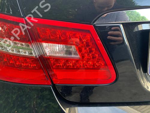 Venstre baglygte bagklap MERCEDES-BENZ E-CLASS Coupe (C207) E 350 CDI (207.322) (231 hp) 30571585