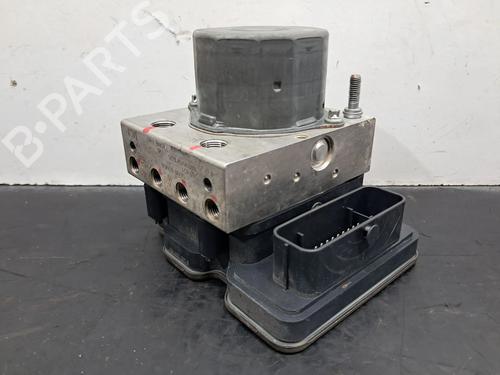 Used ABS pump SUZUKI SX4 S-Cross (JY) 1.4 T (AKK414) (140 hp) 15895928