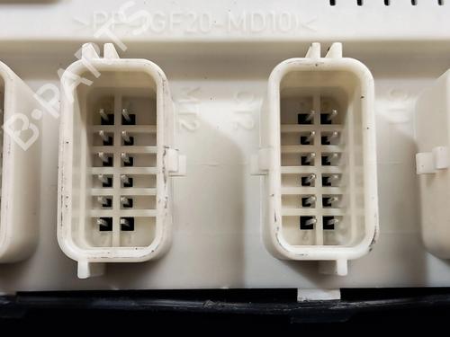 Fuse box RENAULT MEGANE III Hatchback (BZ0/1_, B3_) 1.5 dCi (BZ09, BZ0D, BZ1W, BZ29, BZ14) | BP30657475E1