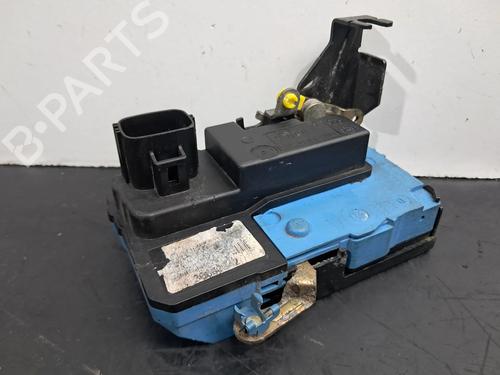 Fechadura frente direita VOLVO S60 I (384) D5 (163 hp) 30659265