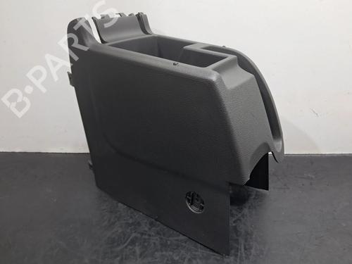 Used Middle console VW GOLF PLUS V (5M1, 521) 1.9 TDI (105 hp) 30728608