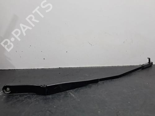Used Front windshield wiper arm VW GOLF PLUS V (5M1, 521) 1.9 TDI (105 hp) 30749829