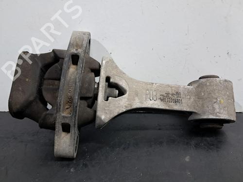 Used Engine mount KIA CEE'D (JD) 1.4 MPI (101 hp) 30804628
